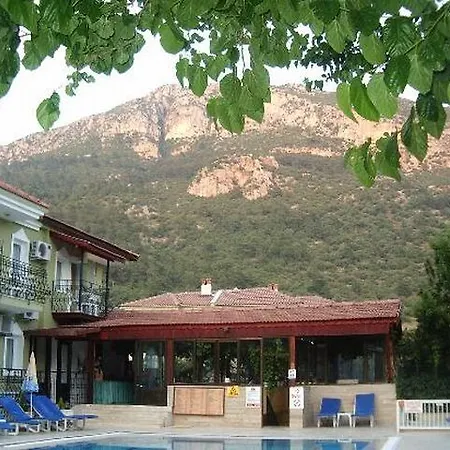 Ξενοδοχείο Grand Taner